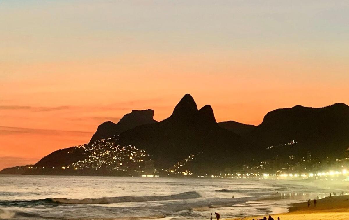 Leblon Com Piscina E Academia Novo Apartamento