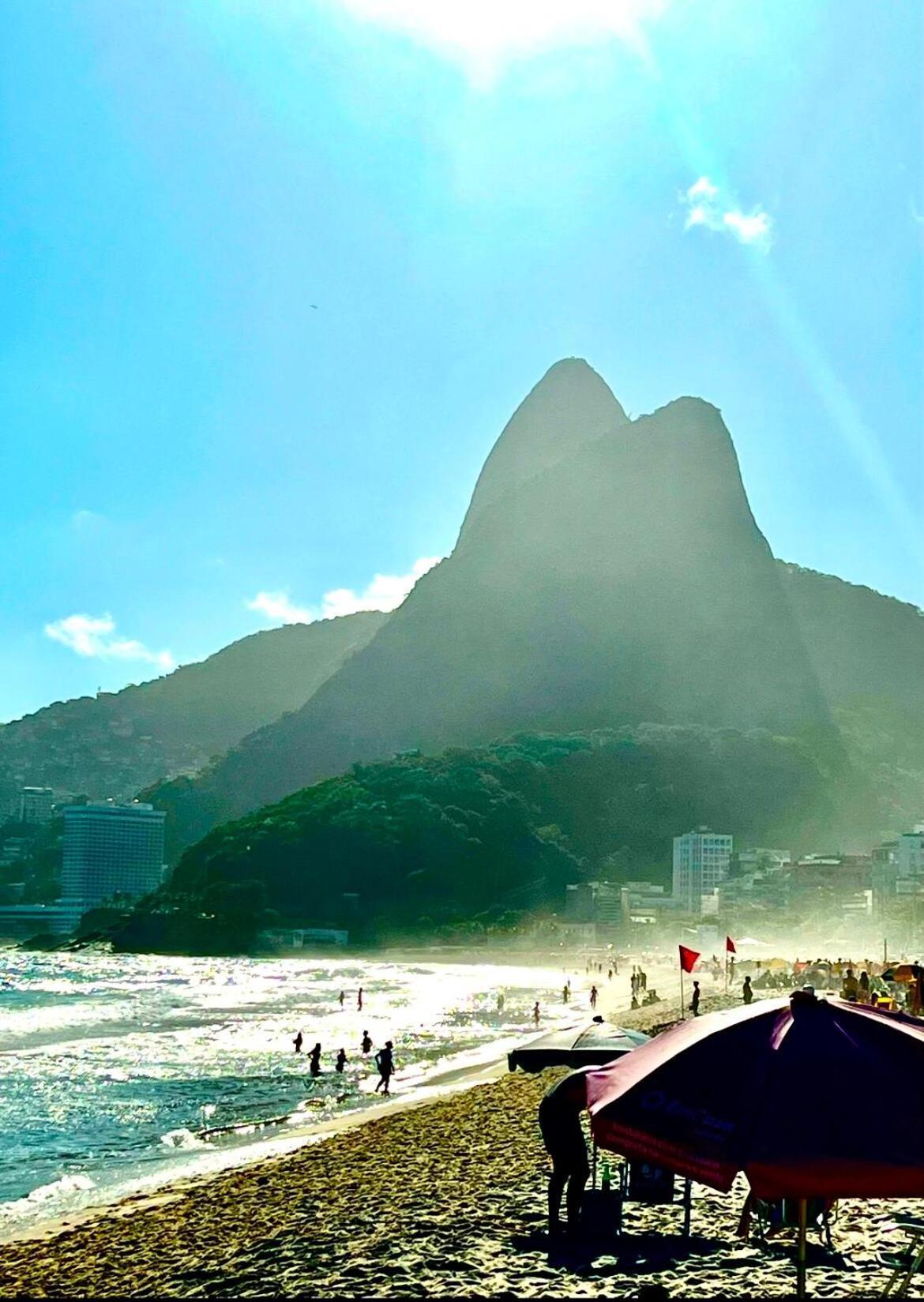 Apartamento Leblon Com Piscina E Academia Novo *